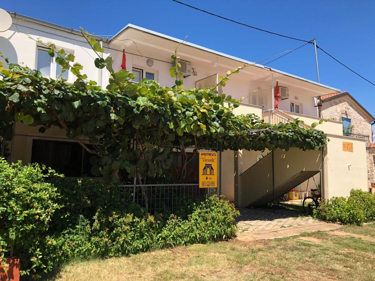Apartments Vojvoda Porec Ngoại thất bức ảnh
