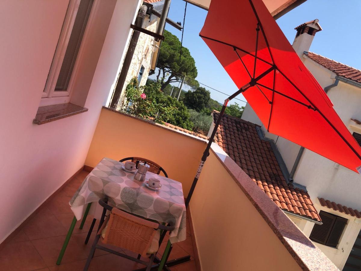 Apartments Vojvoda Porec Ngoại thất bức ảnh